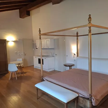 Palazzo Costa 4*