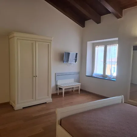 Palazzo Costa Otel 4*