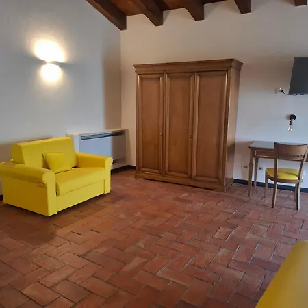 Palazzo Costa 4*