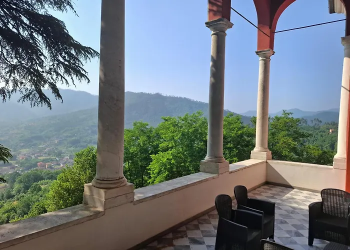 Palazzo Costa 4*